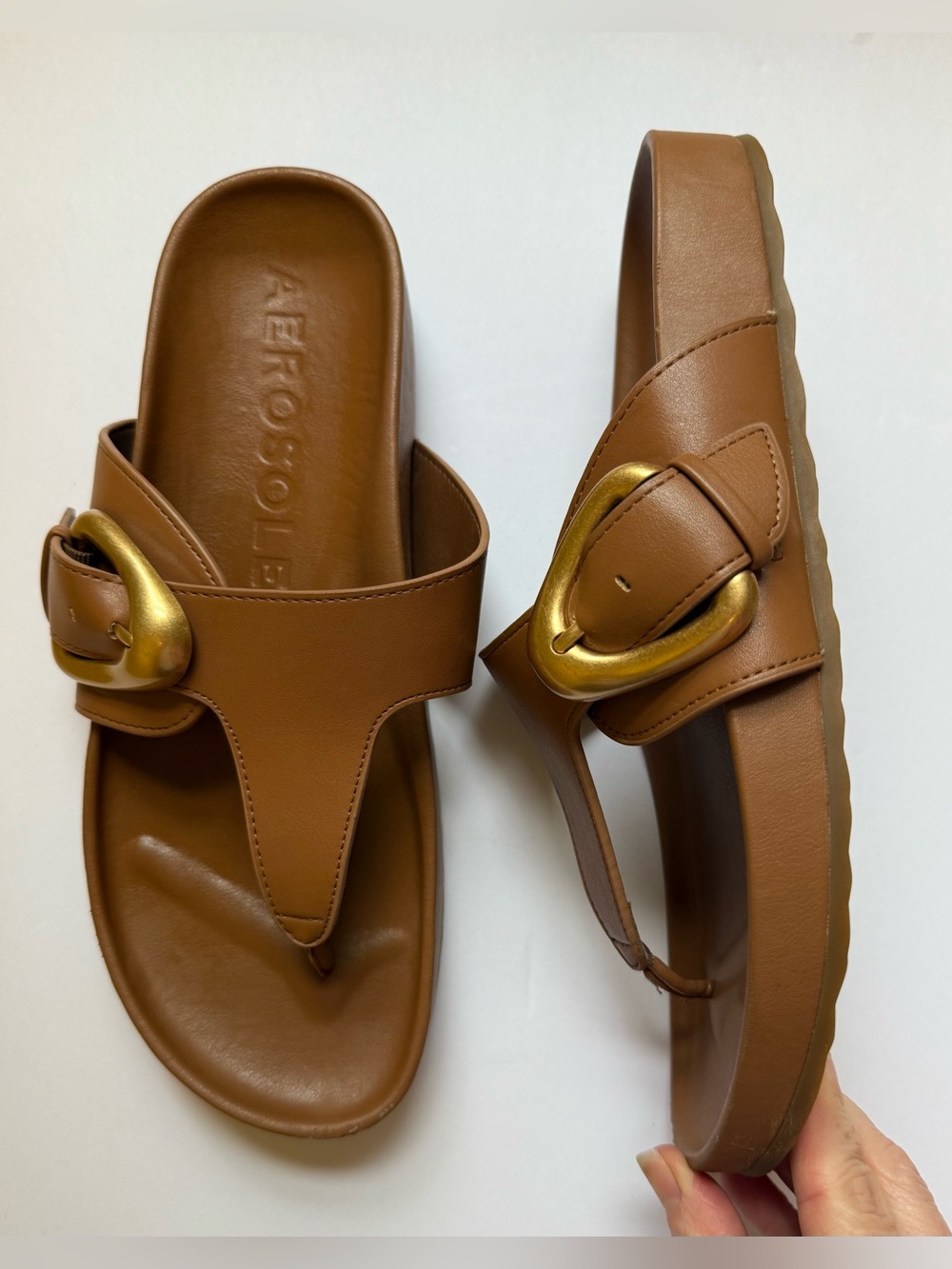 Aerosoles Lloyd sandal
Sz 9.5 thong brown - Picture 2 of 5